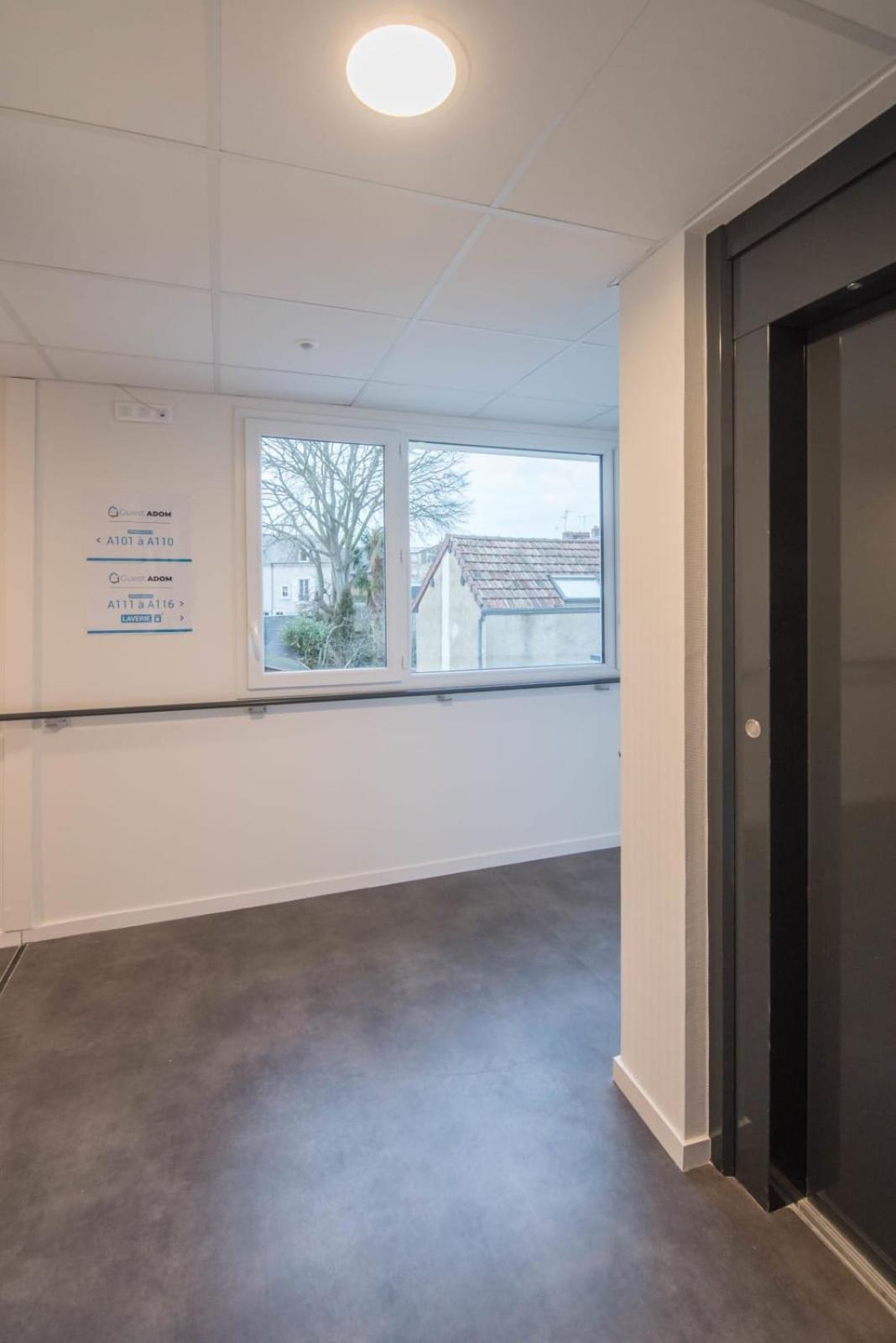Ferienwohnung Pierrick - Studio Wifi Et Gare Le Mans Exterior foto